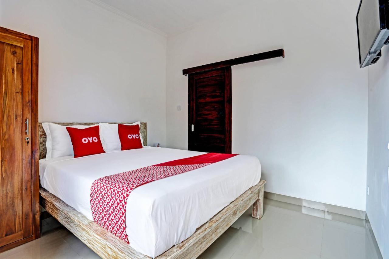 Oyo 91080 Kubu D&D Guesthouse Семиняк Екстериор снимка